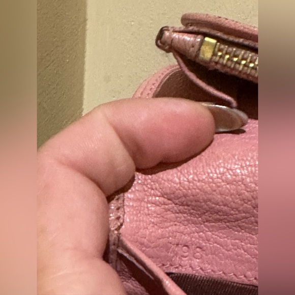 MiuMiu Bubblegum Pink Long Leather Double Snap Wallet W/original cards - Picture 3 of 14